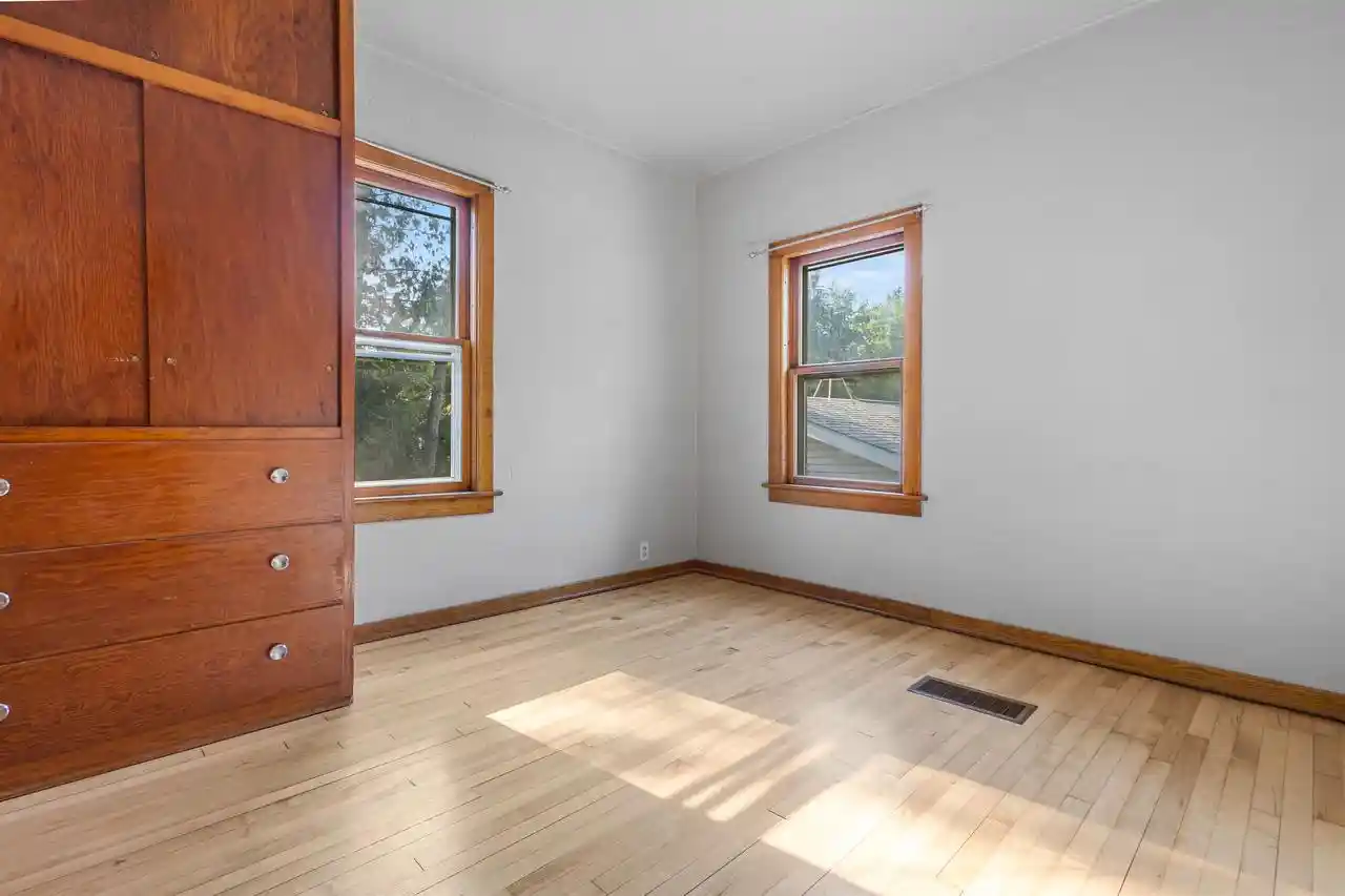 Photo 4 of Single family home for sale at 355 Nye Street Street, Hortonville, WI 54944 | MLS# 50330093 | Listing updated on 2026-08-29