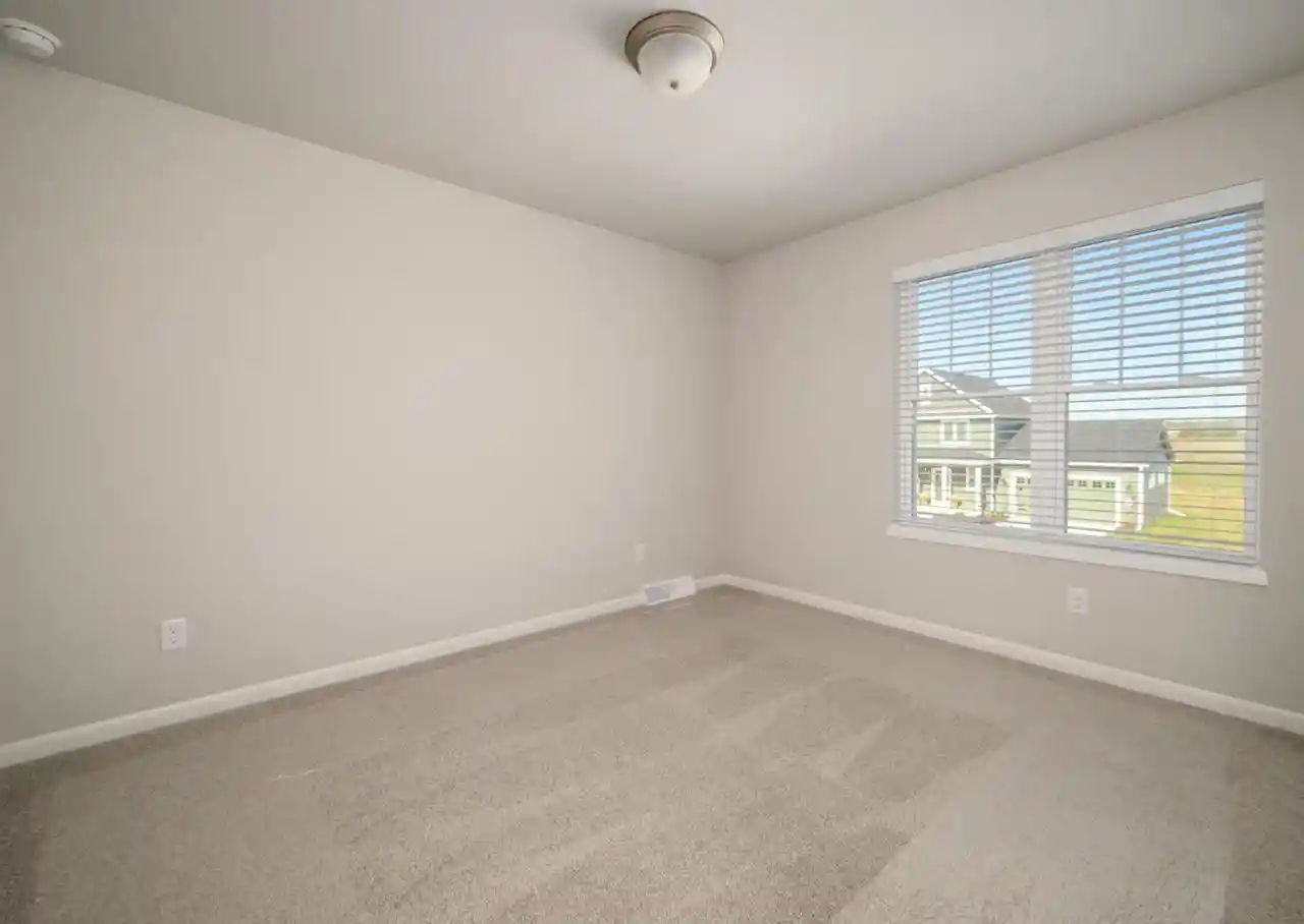 Photo 3 of Single family home for sale at 462 New Hampton Dr, Oregon, WI 53575 | MLS# 2029285 | Listing updated on 2026-10-21