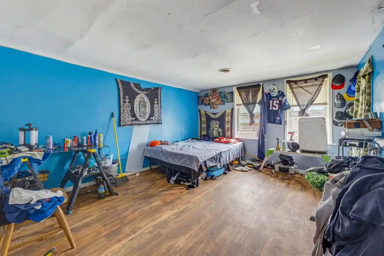 2nd image of 500 W Arthur Avenue Avenue, Milwaukee, WI 53207 | MLS# 2029290