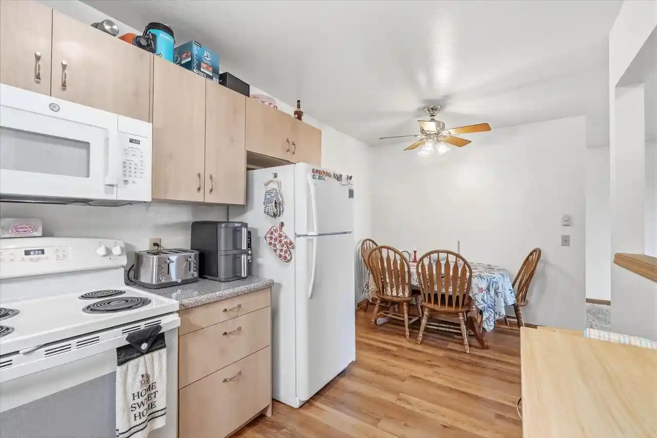 2nd image of 1406 Creek Road Road #7, West Bend, WI 53090 | MLS# 1973990