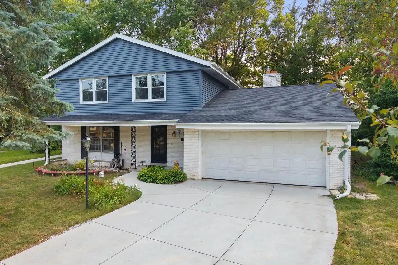 1st image of W53n849 Castle Court Court, Cedarburg, WI 53012 | MLS# 1973999