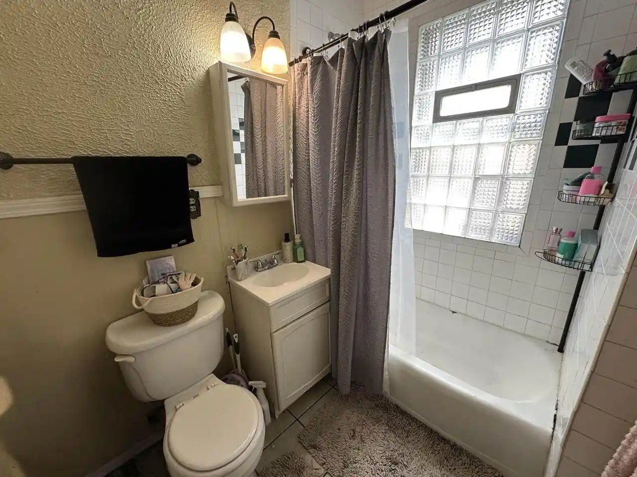 2nd image of 3032 N Booth St St, Milwaukee, WI 53212
