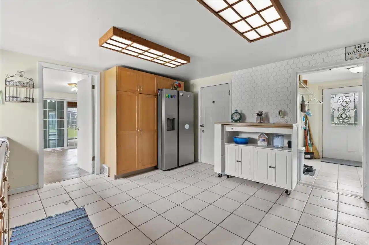 4th image of 6335 Brever Road Road, Burlington, WI 53105 | MLS# 1974011