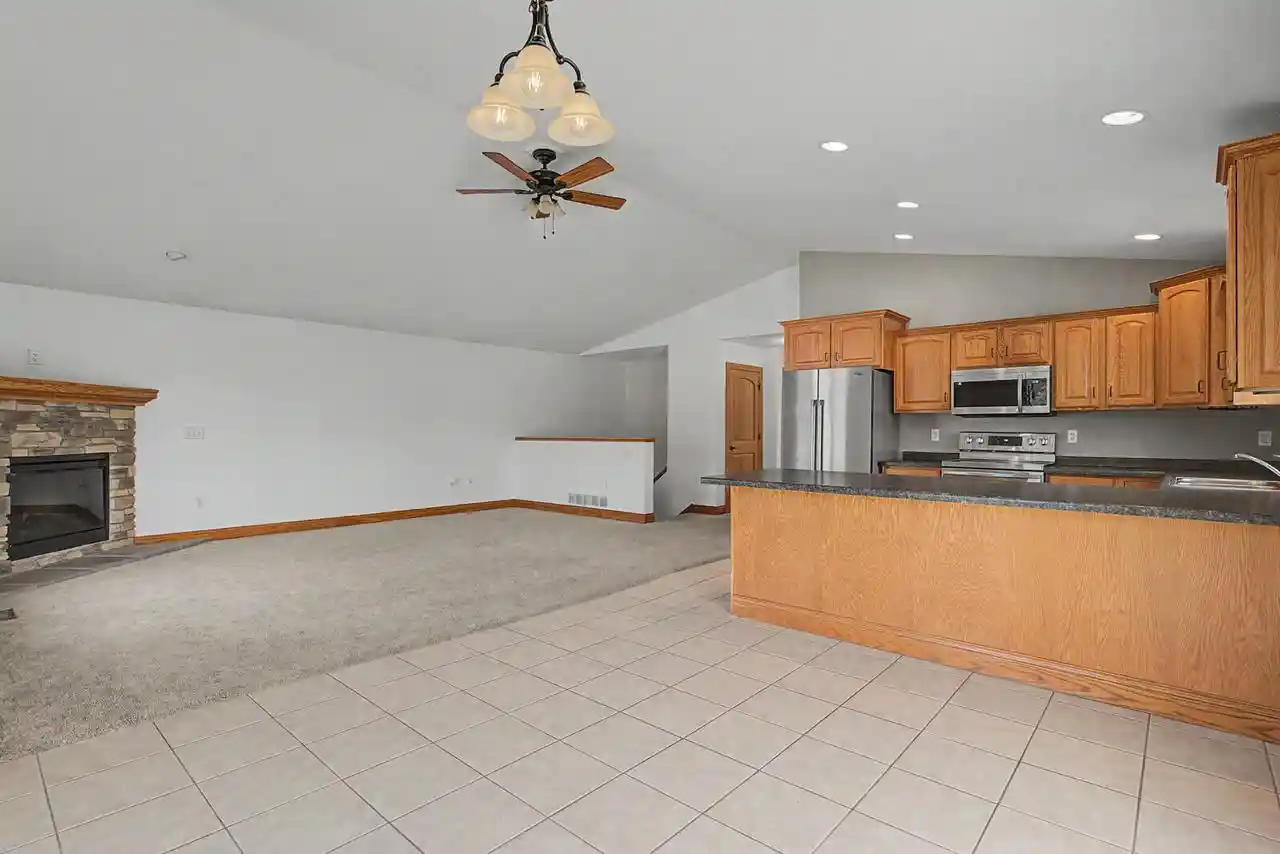 39th image of 701 Spring Court Court, Brownsville, MN 55919 | MLS# 1974023