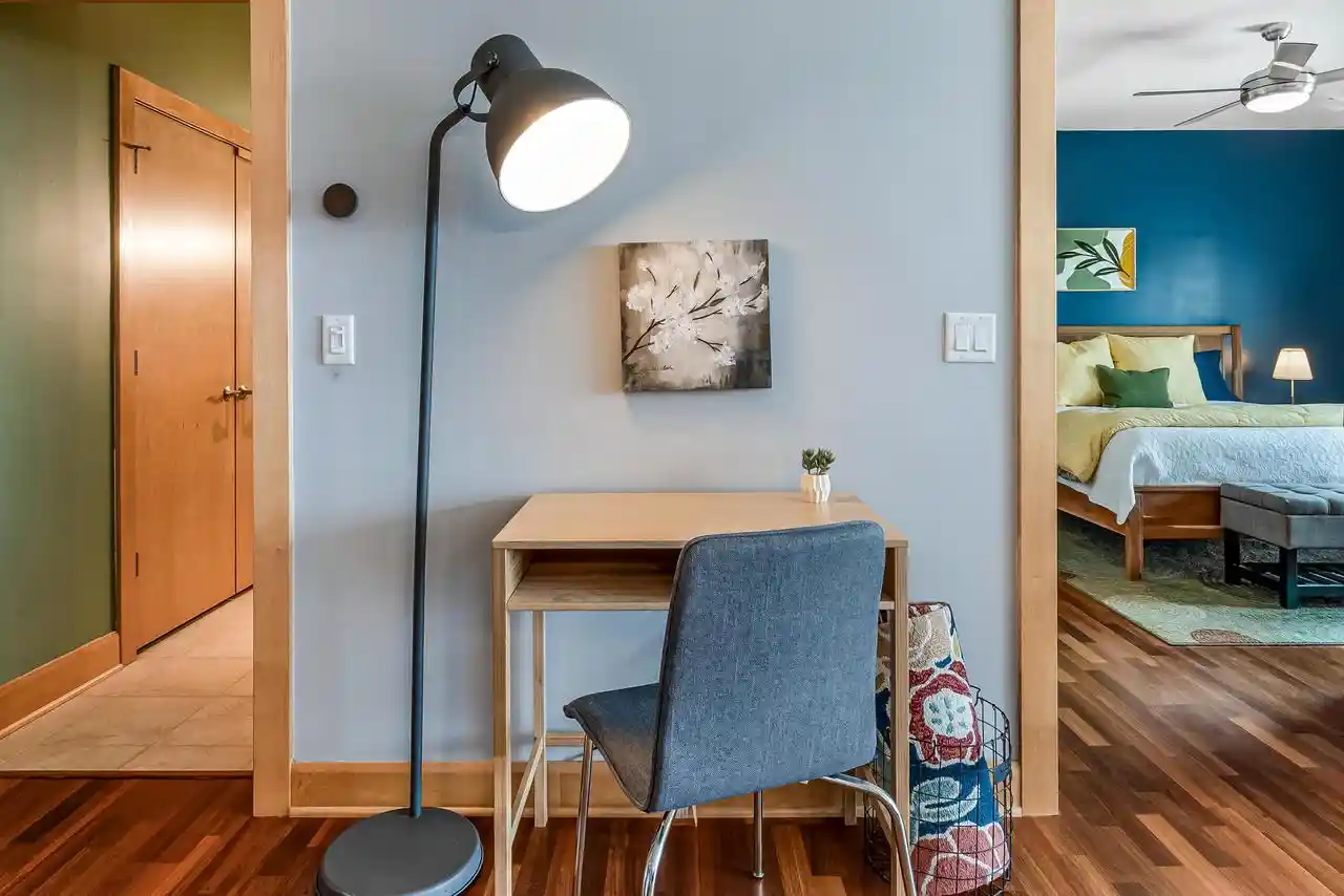 5th image of 1550 E Royall Pl Pl #803, Milwaukee, WI 53202 | MLS# 1974025