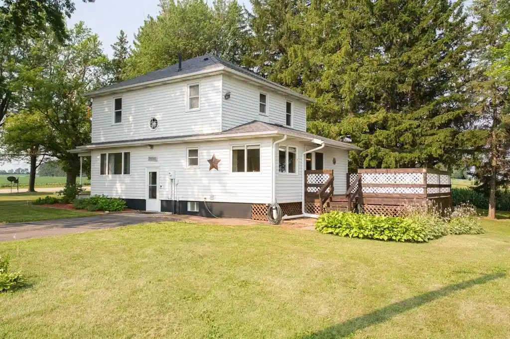 1st image of 1722 Us Hwy 12, Hammond, WI 54015 | MLS# 1603769