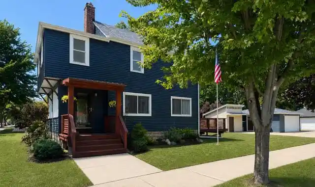 Photo 1 of Single family home for sale at 700 Menomonee Avenue Avenue, South Milwaukee, WI 53172 | MLS# 1974034 | Listing updated on 2026-09-14