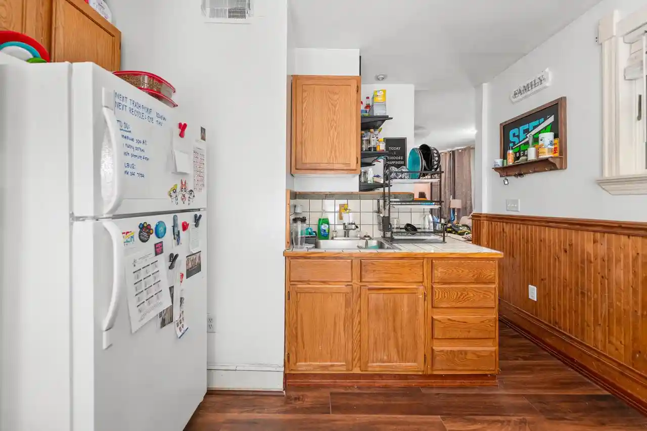 2nd image of 1976 N Farwell Avenue Avenue #1978, Milwaukee, WI 53202 | MLS# 1974047