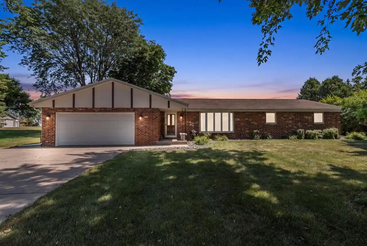 1st image of 4112 Mueller Dr Dr, Hartford, WI 53027 | MLS# 1974059