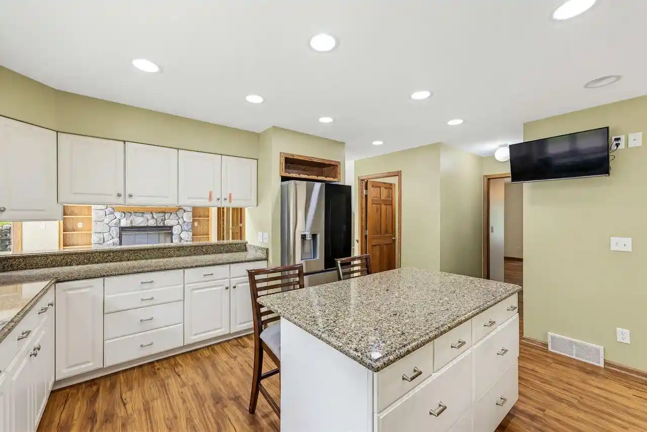 5th image of W220N11412 Amy Belle Road Road, Germantown, WI 53022 | MLS# 1974058