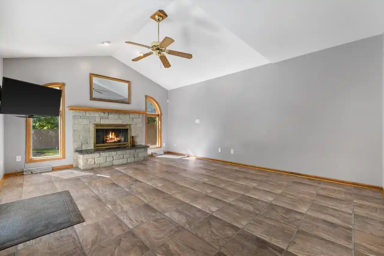 Photo 2 of Single family home for sale at 1246 40th Avenue Avenue, Kenosha, WI 53144 | MLS# 1974060 | Listing updated on 2026-09-16