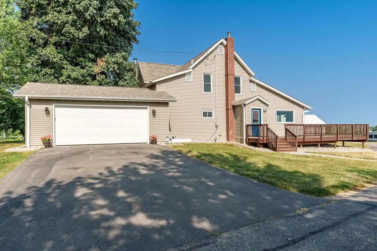 1st image of 14920 W Ahara Road Road, Evansville, WI 53536 | MLS# 2029317