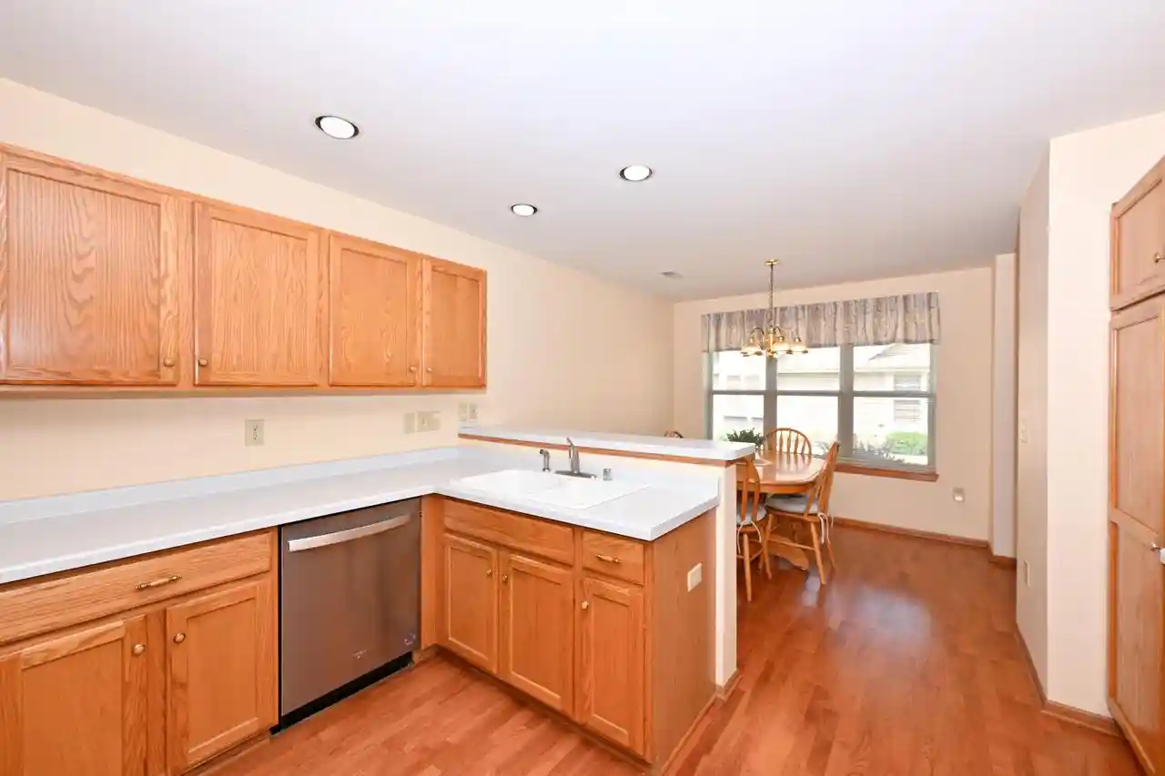 2nd image of N24w24000 Brandon Oaks Dr Dr, Pewaukee, WI 53072