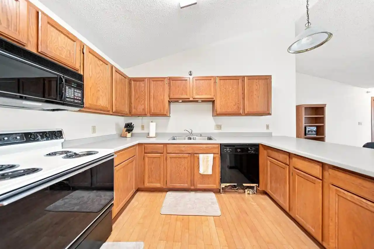 3rd image of 702 Shepherds Dr Dr #8, West Bend, WI 53090 | MLS# 1974095