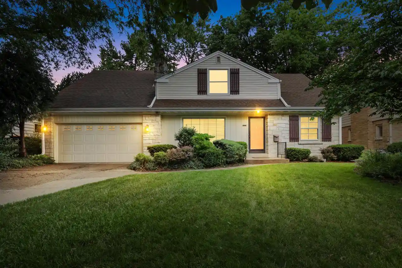 1st image of 7212 Aetna Court Court, Milwaukee, WI 53213 | MLS# 1974094
