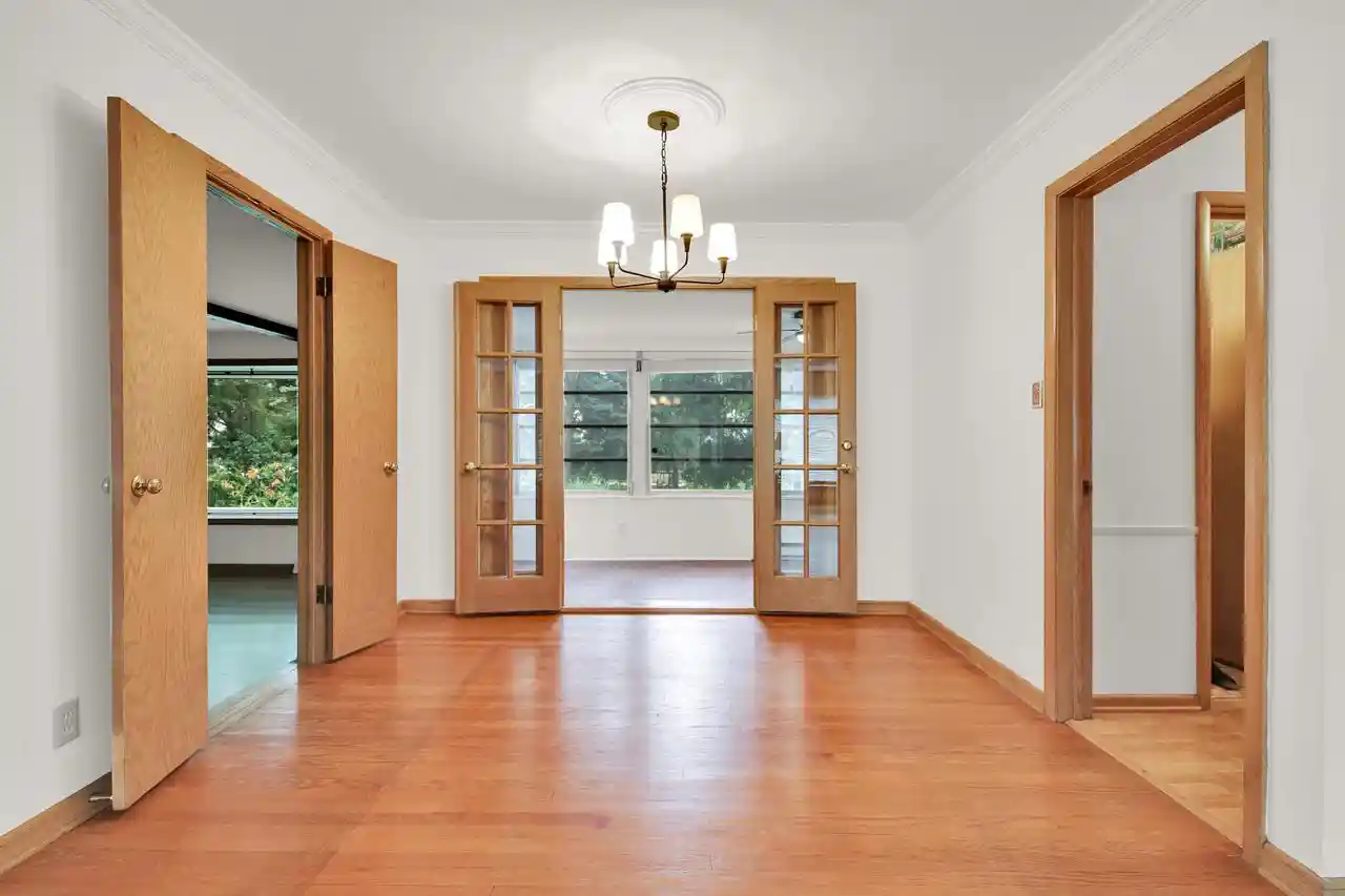 4th image of 7212 Aetna Court Court, Milwaukee, WI 53213 | MLS# 1974094
