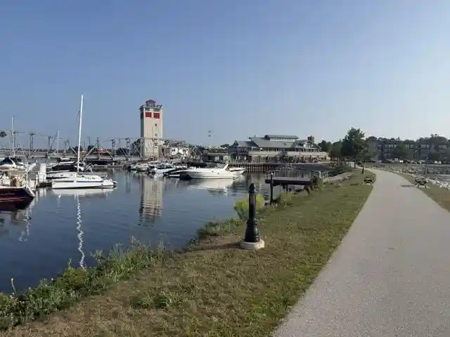 3rd image of 210 N Joliet Avenue Avenue, Sturgeon Bay, WI 54235 | MLS# 1974115