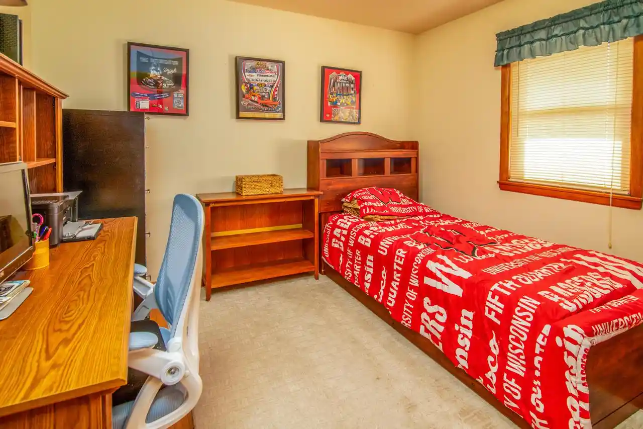 2nd image of 1318 S 10th Street Street, Watertown, WI 53094 | MLS# 1974126