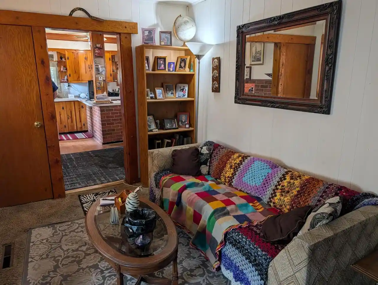 2nd image of 248 W Chestnut St St, Burlington, WI 53105