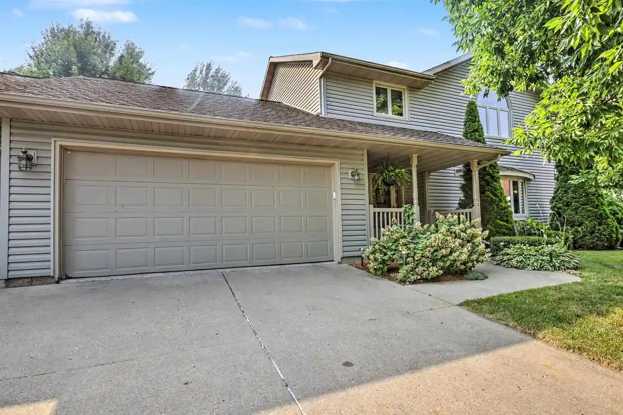 1st image of 2524 Carriedale Court Court, Fitchburg, WI 53711 | MLS# 2029331