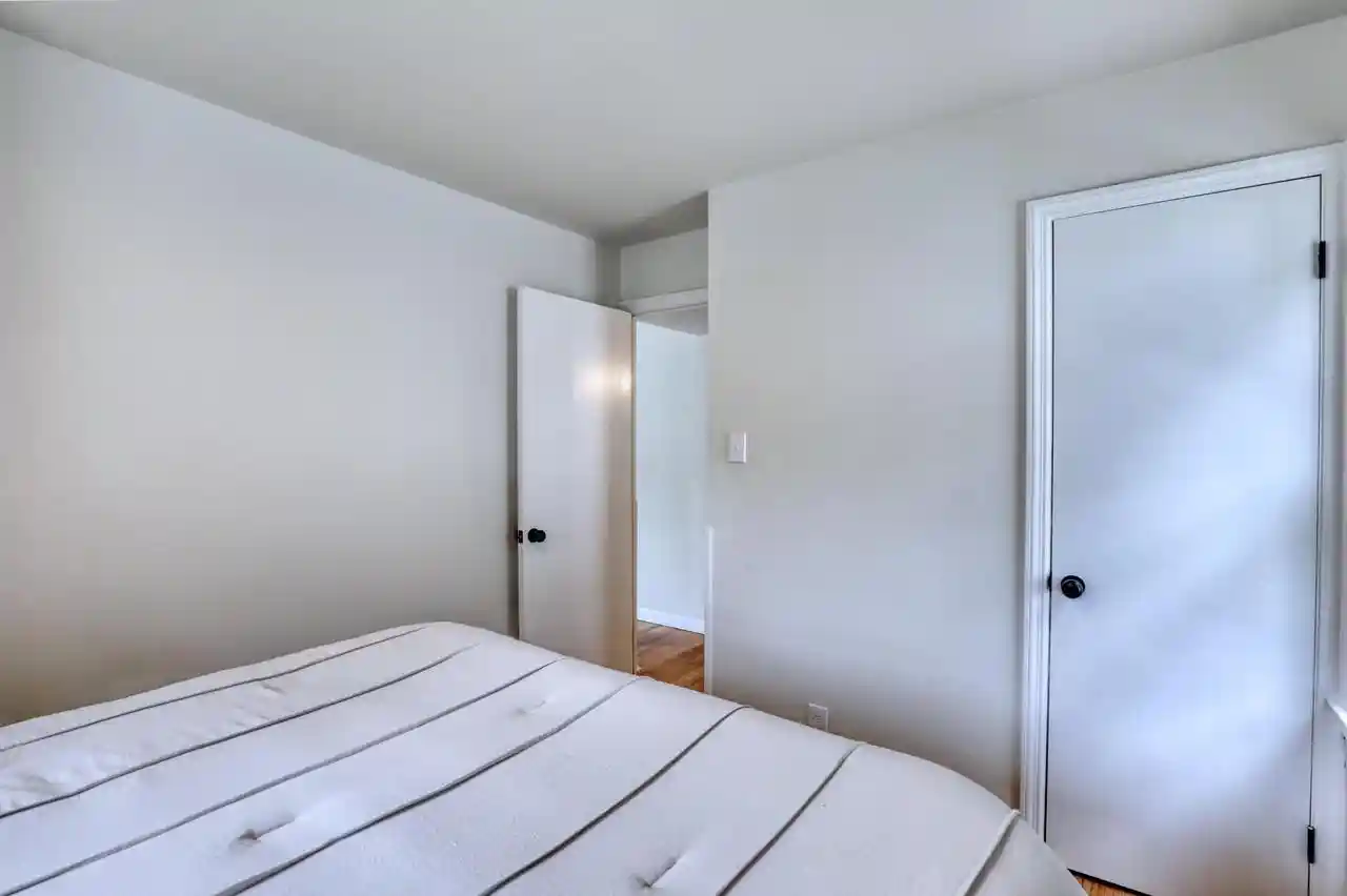 5th image of 6633 Hillside Lane Lane, Milwaukee, WI 53213 | MLS# 1974140