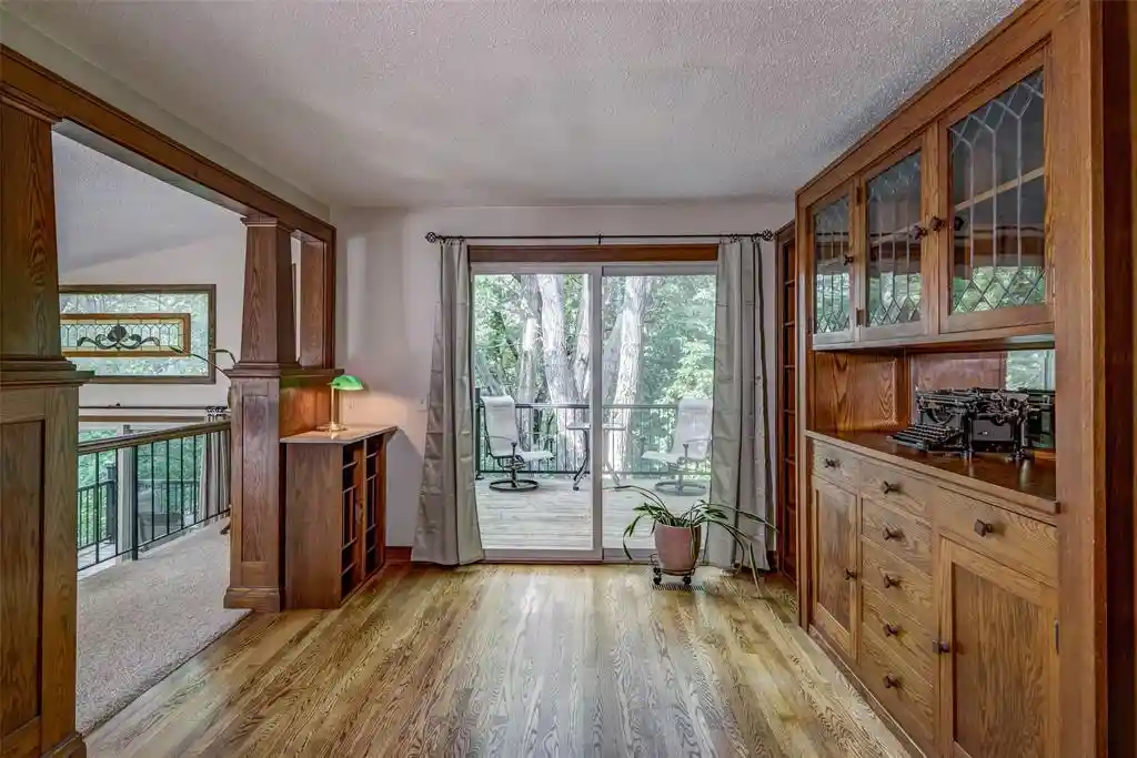 2nd image of 608 Manor Court Court, Altoona, WI 54720 | MLS# 1603719