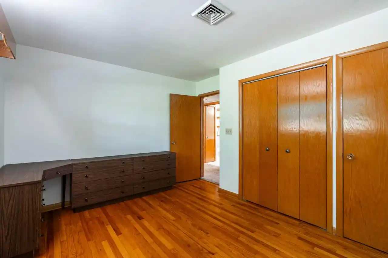 Photo 3 of Single family home for sale at 1210 18th Avenue Avenue, South Milwaukee, WI 53172 | MLS# 1974142 | Listing updated on 2026-09-16
