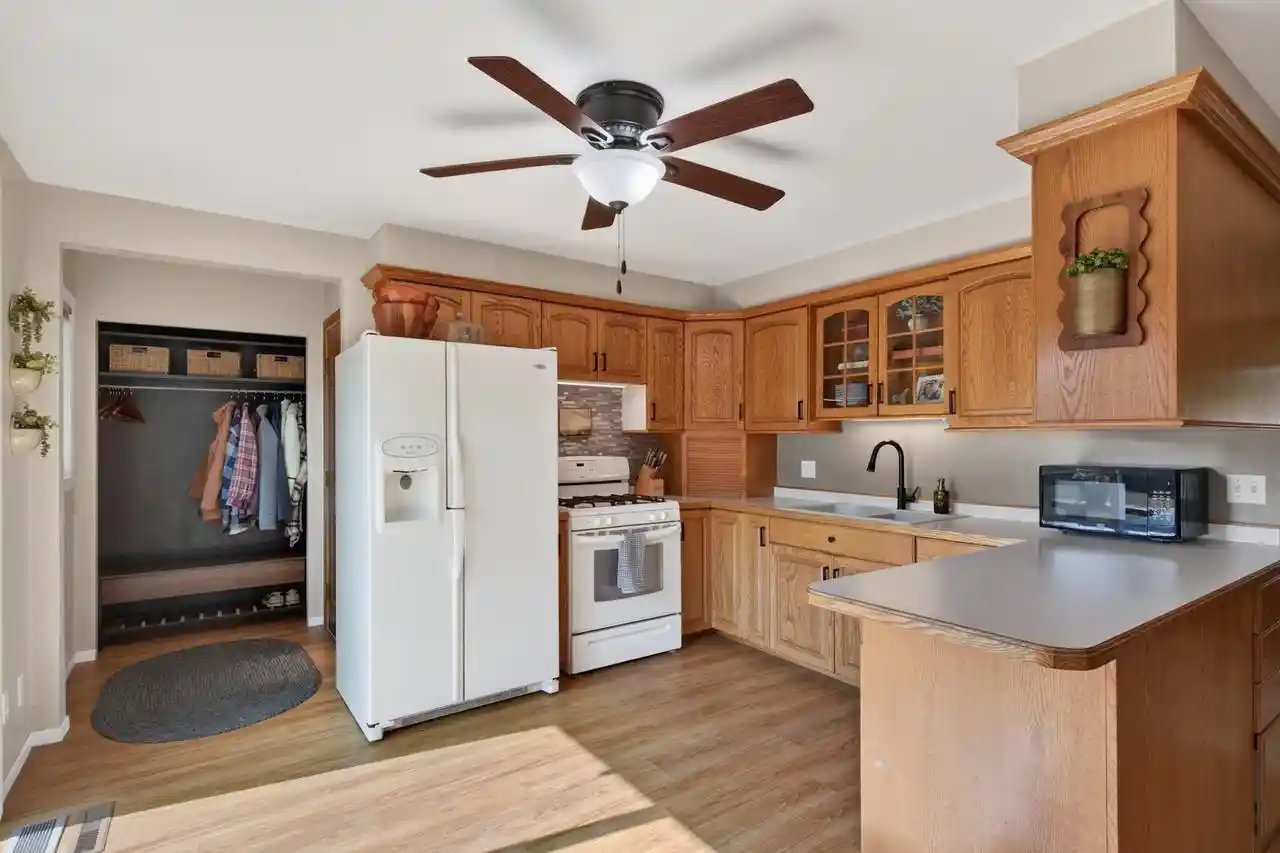 2nd image of 1121 15th Street South, Wisconsin Rapids, WI 54494 | MLS# 22603660
