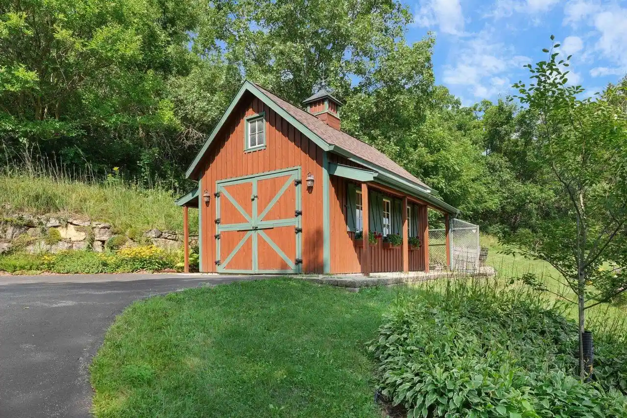 Photo 3 of Single family home for sale at 10576 Mayflower Road Road, Mount Horeb, WI 53572 | MLS# 2029337 | Listing updated on 2026-08-21