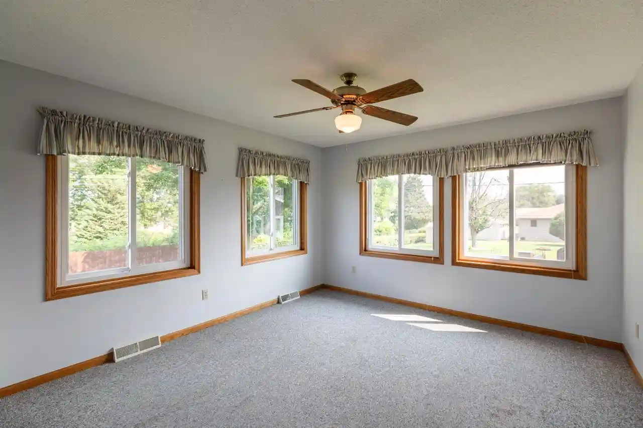 23rd image of 2608 Lakeshore Dr Dr, La Crosse, WI 54603 | MLS# 1974146