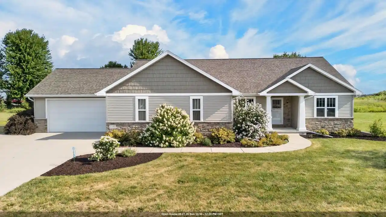 Photo 1 of Single family home for sale at 5148 High Point Dr Dr, Winneconne, WI 54986 | MLS# 50330152 | Listing updated on 2026-09-22