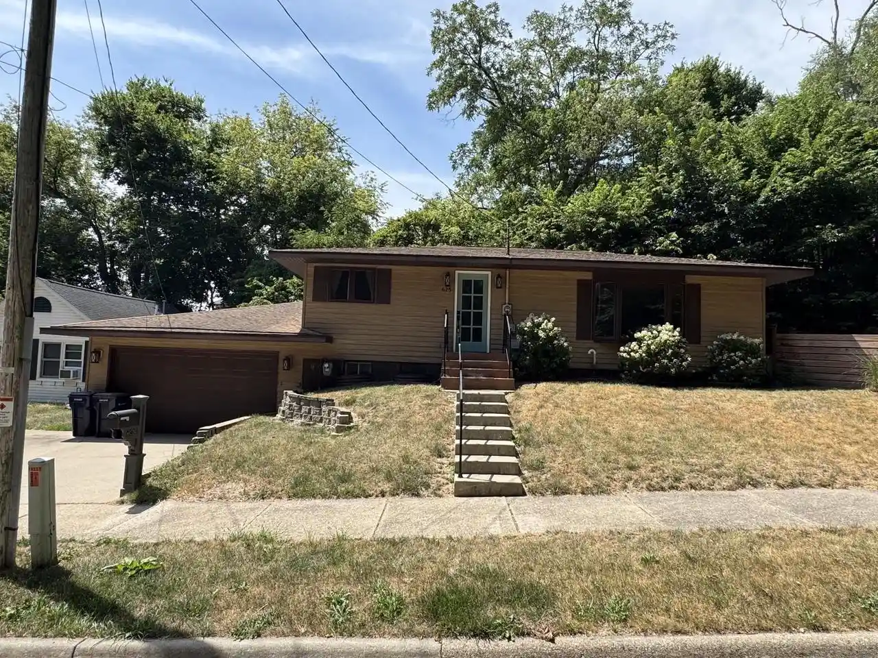 1st image of 625 Thomas Street Street, Janesville, WI 53545 | MLS# 2029349