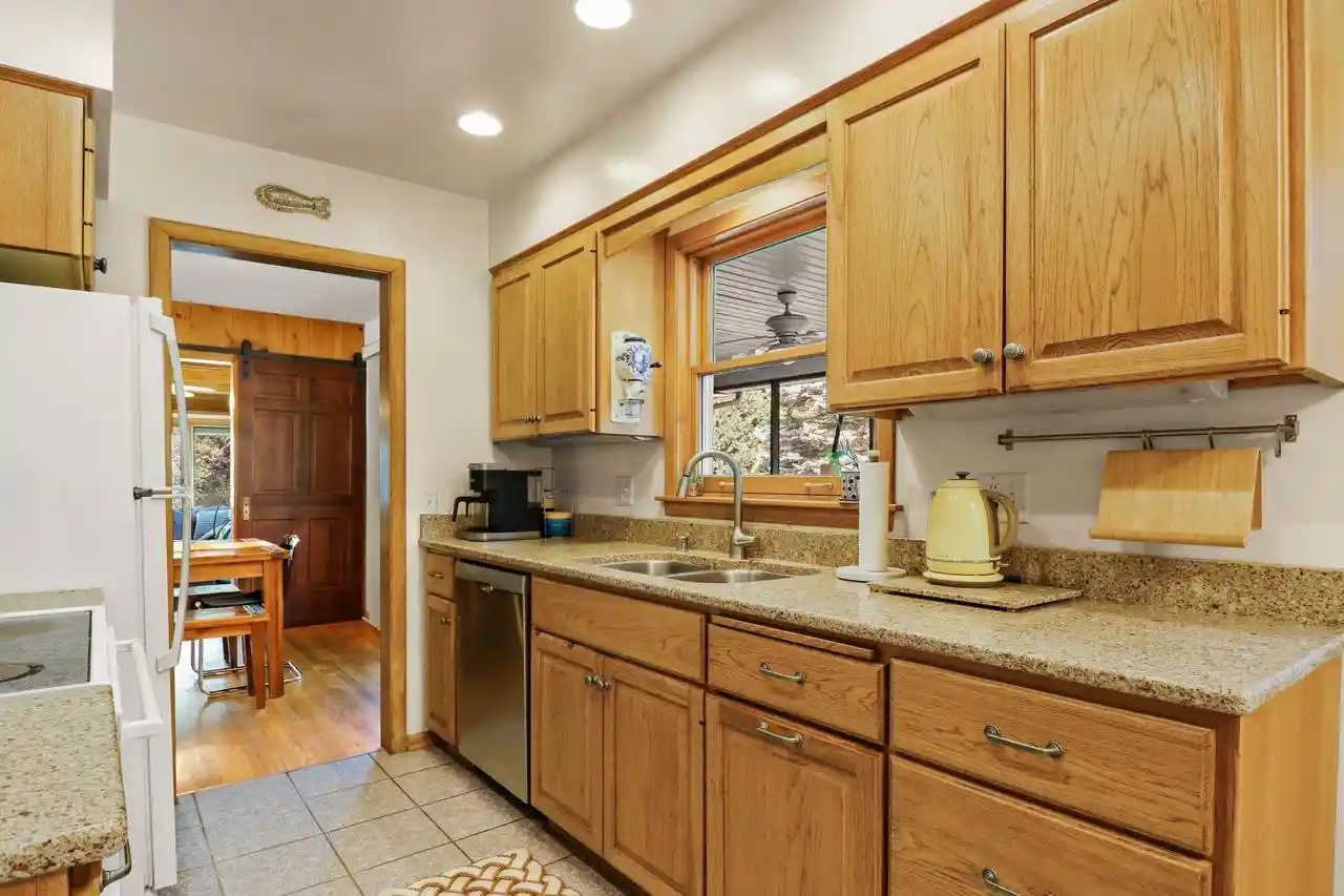 35th image of 5010 Dorsett Dr Dr, Madison, WI 53711 | MLS# 2029348