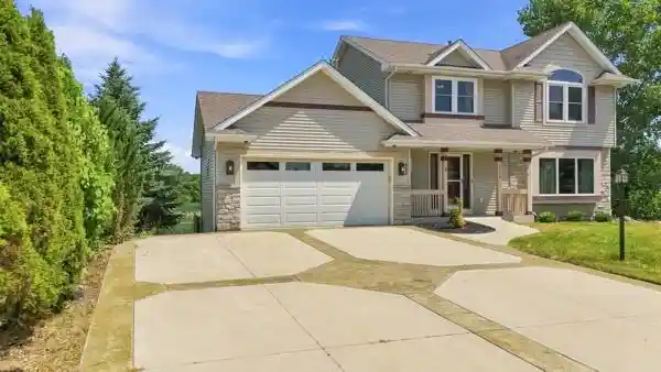 1st image of 9334 Millstone Dr Dr, Mount Pleasant, WI 53406 | MLS# 1974158