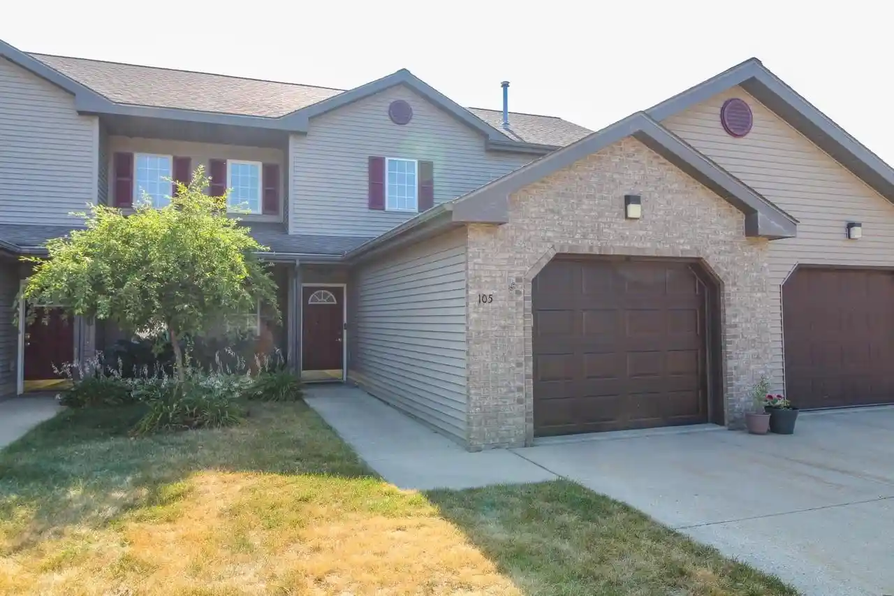 1st image of 105 Waverly Dr Dr, Cambridge, WI 53523 | MLS# 2029351