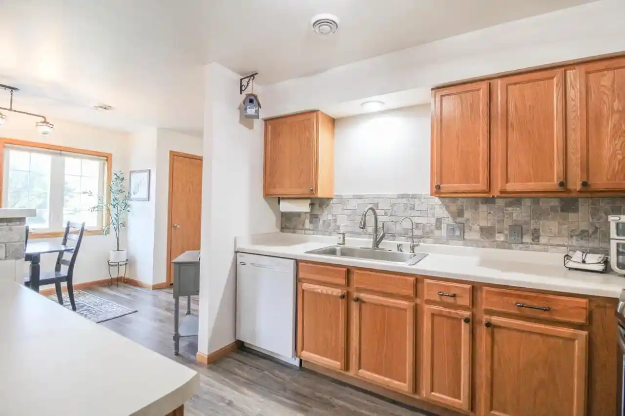 2nd image of 105 Waverly Dr Dr, Cambridge, WI 53523 | MLS# 2029351