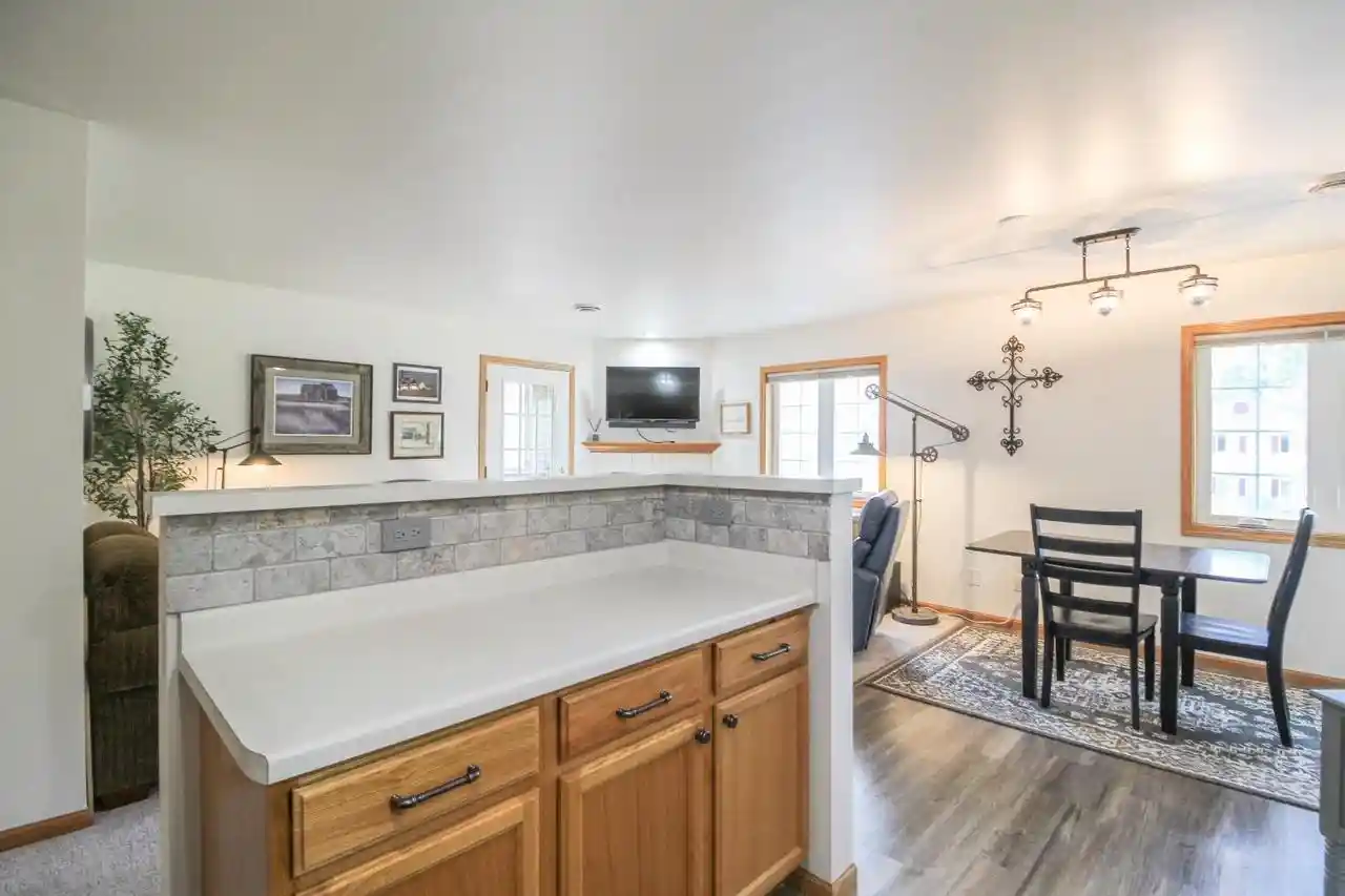 3rd image of 105 Waverly Dr Dr, Cambridge, WI 53523 | MLS# 2029351