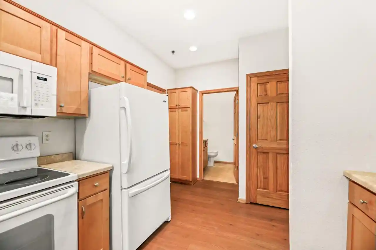 24th image of 14653 W Wilbur Dr Dr, New Berlin, WI 53151 | MLS# 1974161