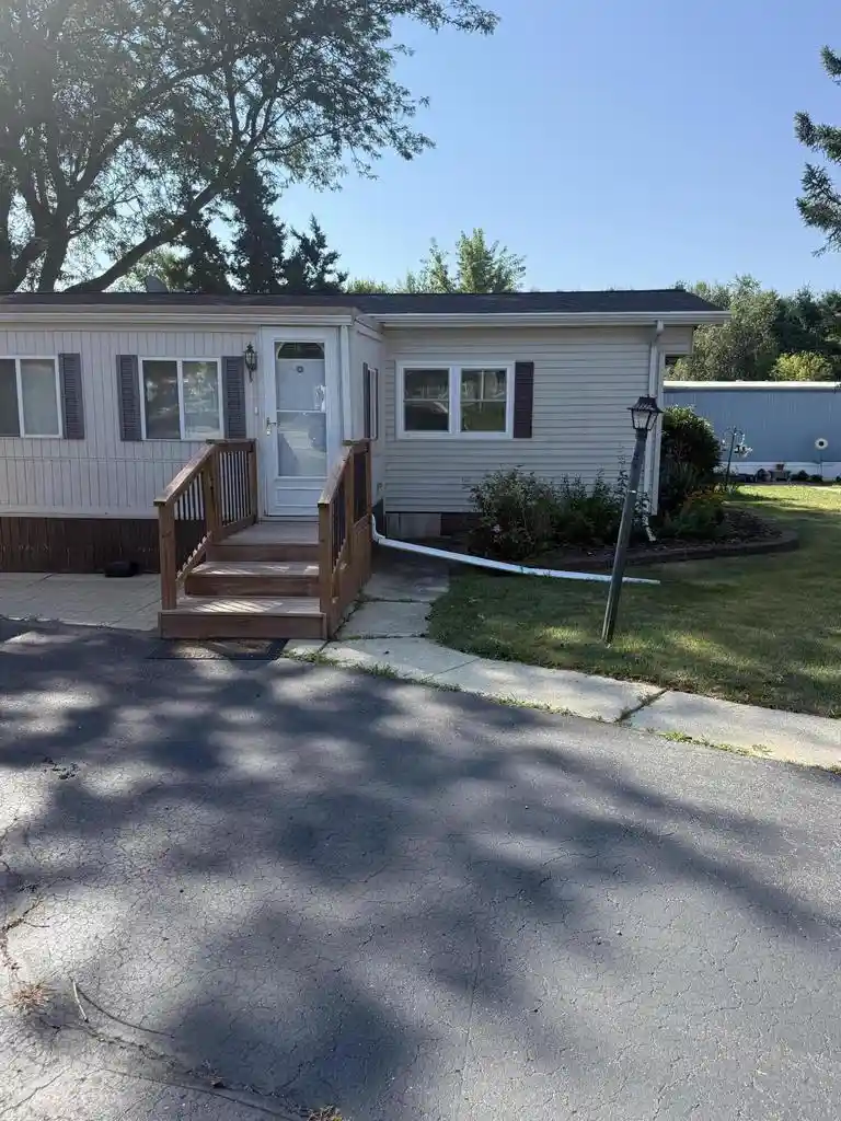 1st image of 1463 Sunrise Trail Trail, Burlington, WI 53105 | MLS# 1974167