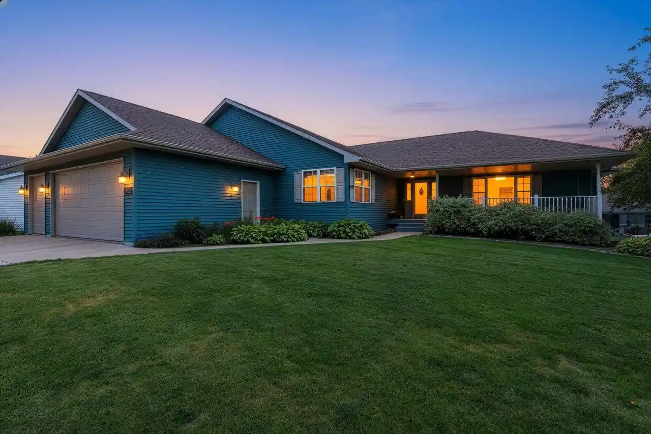 1st image of 1041 Symphony Boulevard Boulevard, Neenah, WI 54956 | MLS# 50330161