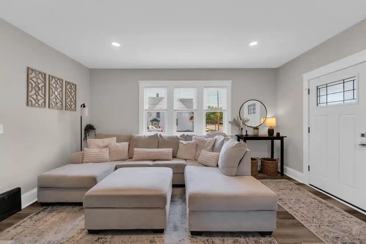 Photo 2 of Single family home for sale at 2900 21st Street Street, Racine, WI 53403 | MLS# 1974171 | Listing updated on 2026-08-05