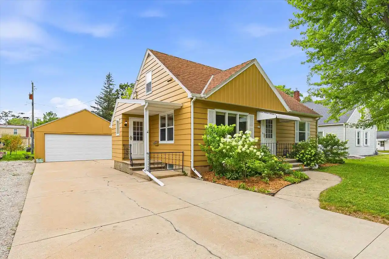 1st image of 441 N Winnebago Street Street, De Pere, WI 54115 | MLS# 50330164