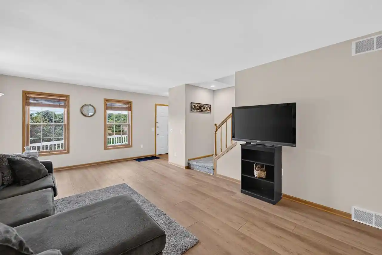 4th image of 3222 Dorchester Way Way, Madison, WI 53719 | MLS# 2029370