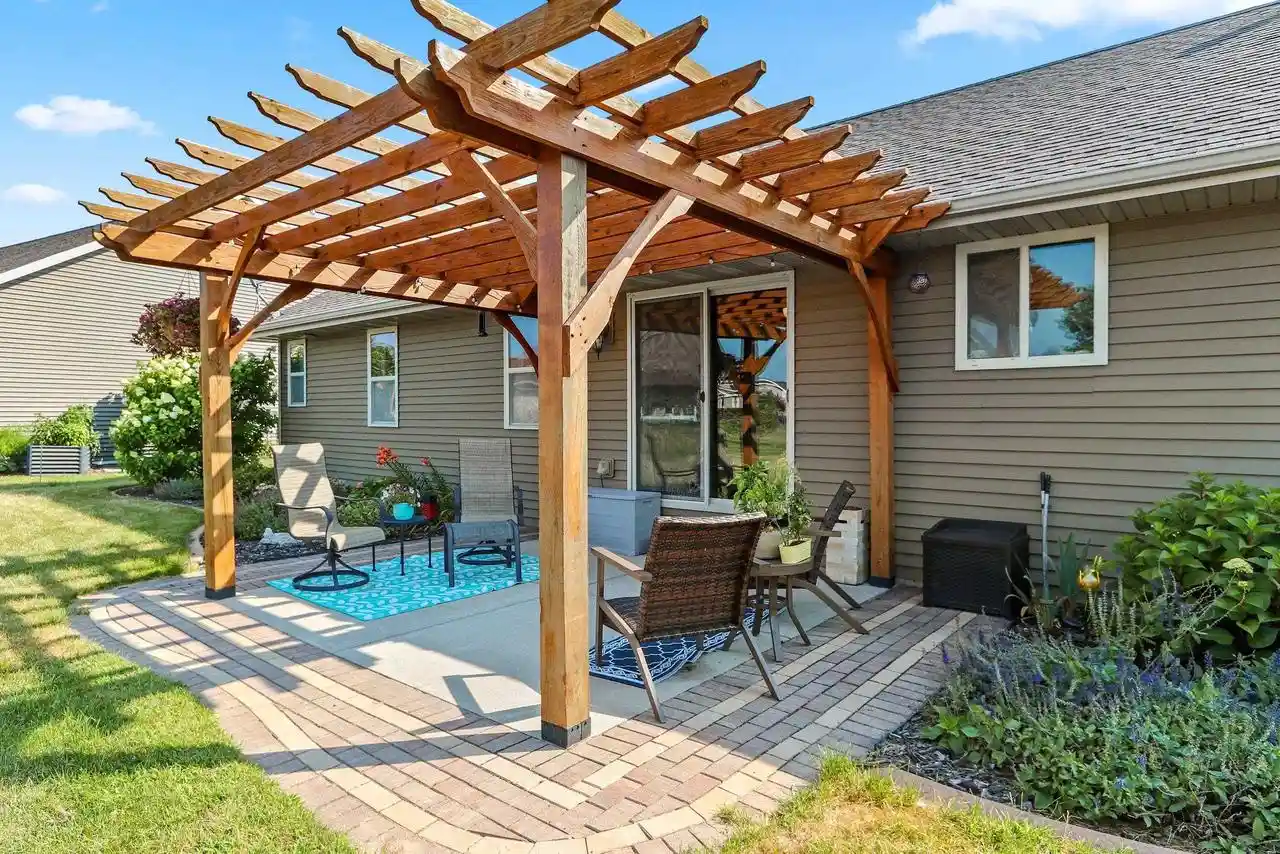 2nd image of 1439 Navigator Way Way, De Pere, WI 54115 | MLS# 50330174