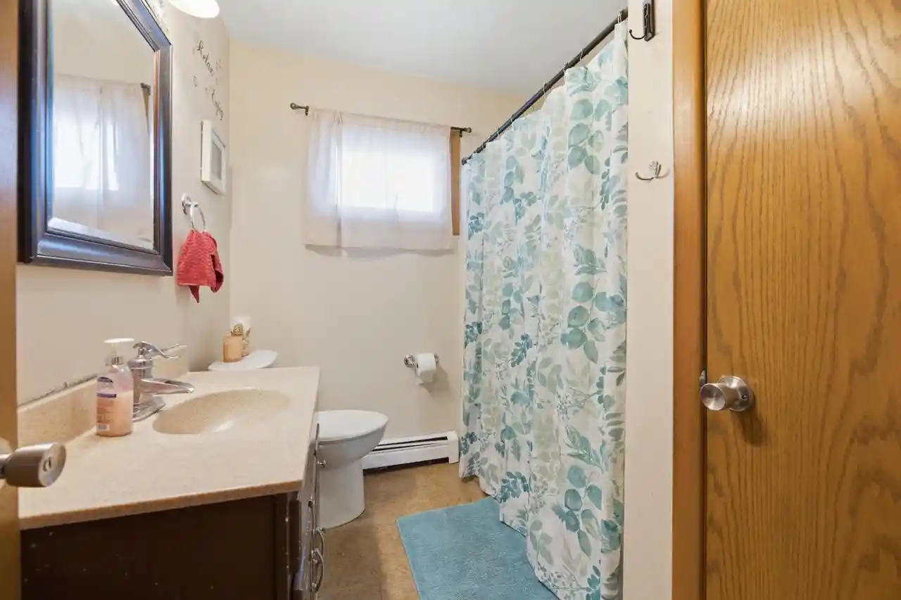 3rd image of 1661 6Th Street W Street W, Winona, MN 55987 | MLS# 1974183
