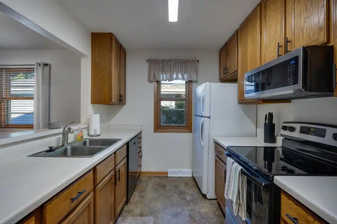 25th image of 2804 Carrousel Lane Lane, Janesville, WI 53545 | MLS# 2029386