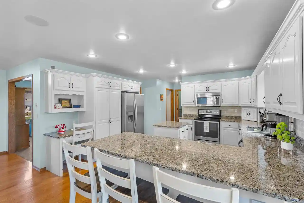 3rd image of 632 Broken Covey Court Court, De Pere, WI 54115 | MLS# 50330181