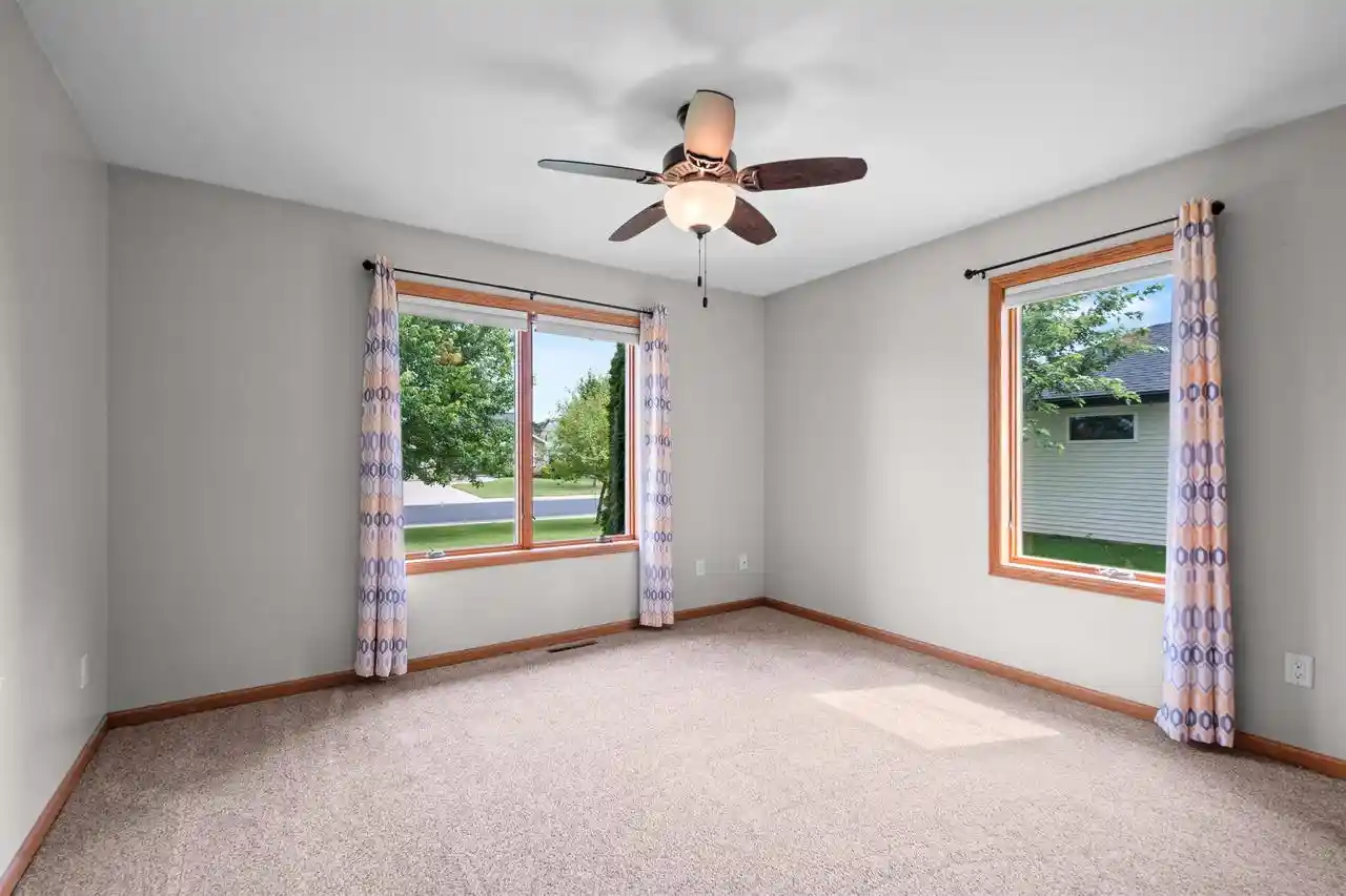 Photo 4 of Single family home for sale at 290 Royal St Pats Dr Dr, Wrightstown, WI 54180 | MLS# 50330195 | Listing updated on 2026-09-20