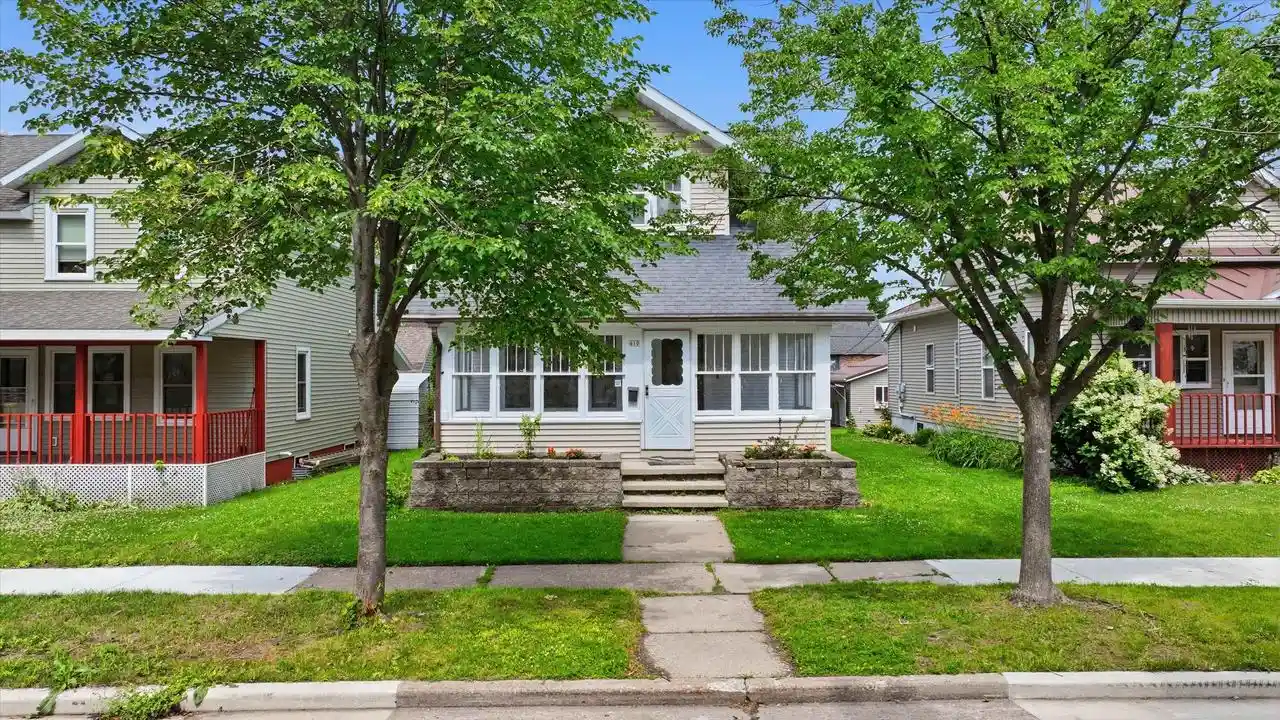 1st image of 410 S Cedar Avenue Avenue, Marshfield, WI 54449 | MLS# 22603669