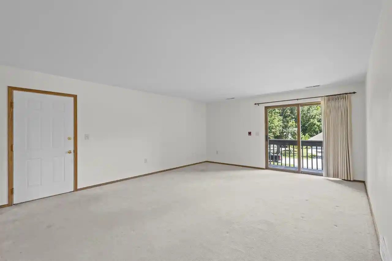 2nd image of 1600 Rustic Oaks Court Court #11, Green Bay, WI 54301 | MLS# 50330200